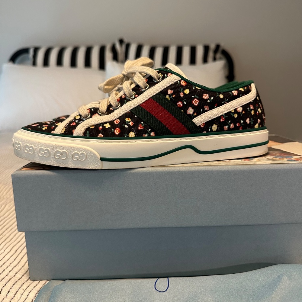 Gucci Liberty Of London X Gucci Tennis 1977 Floral Shoes - Picture 3 of 8
